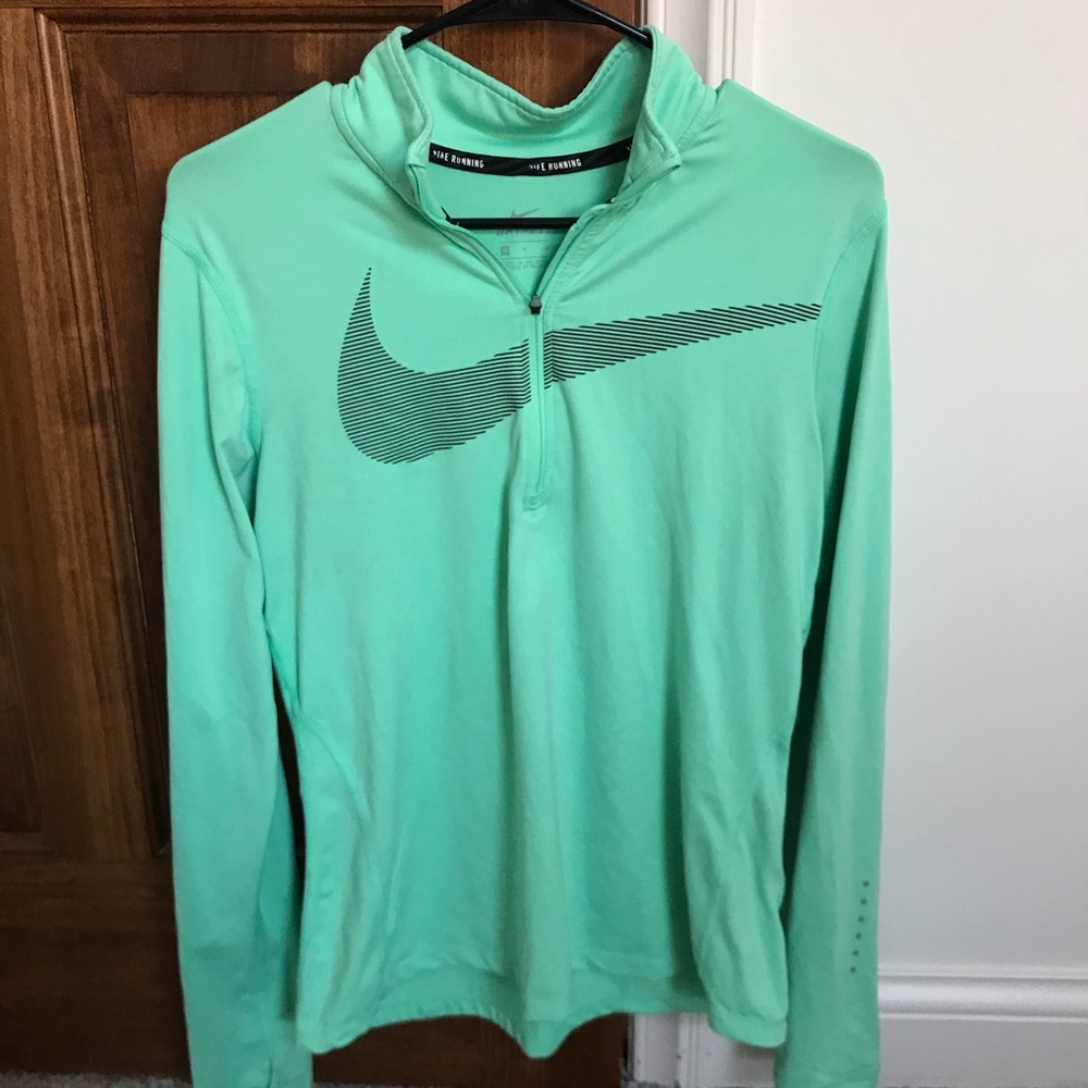 Nike pullover